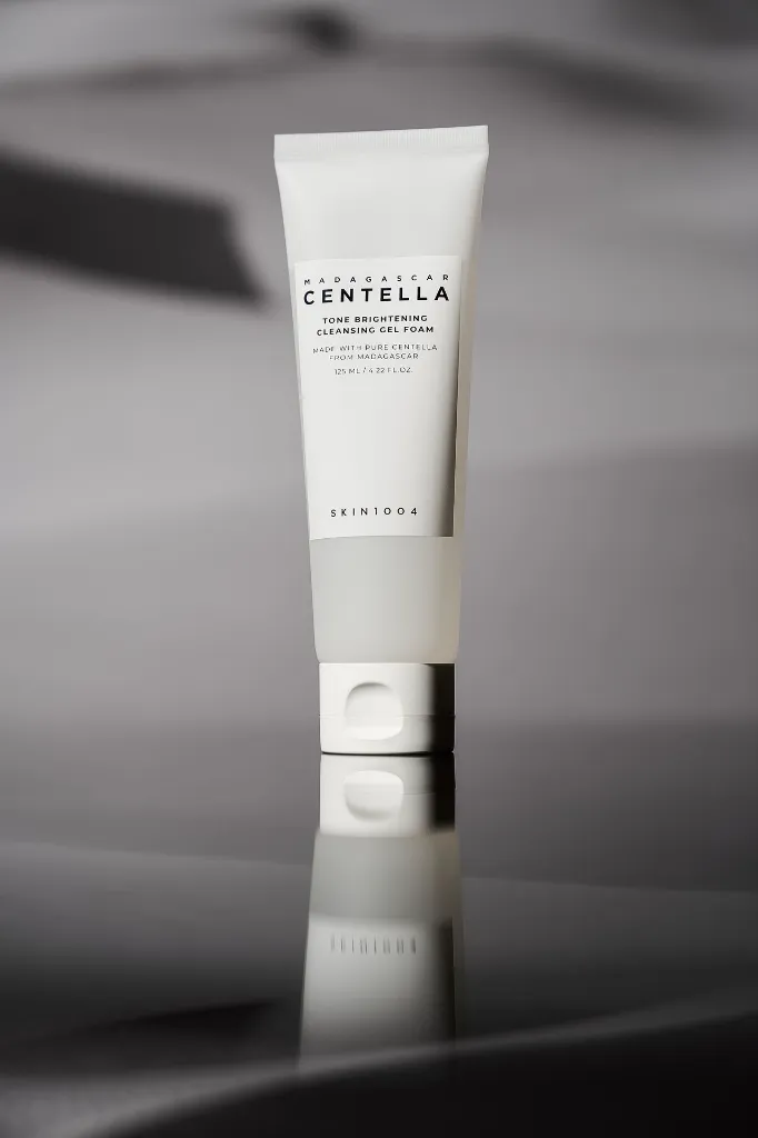 230628_Cleansing Gel Foam_1.webp